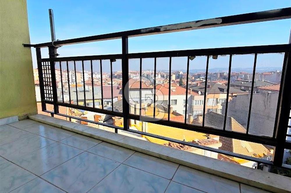 Çınara Yakın Cadde Üzeri 100 M² Ara Kat 2+1 Satılık Daire