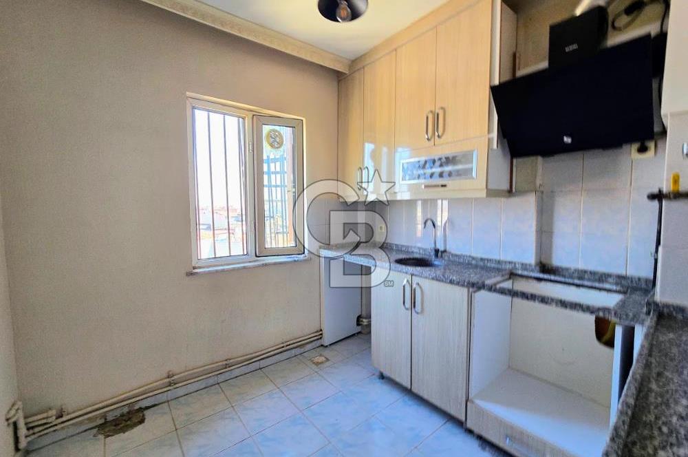 Çınara Yakın Cadde Üzeri 100 M² Ara Kat 2+1 Satılık Daire