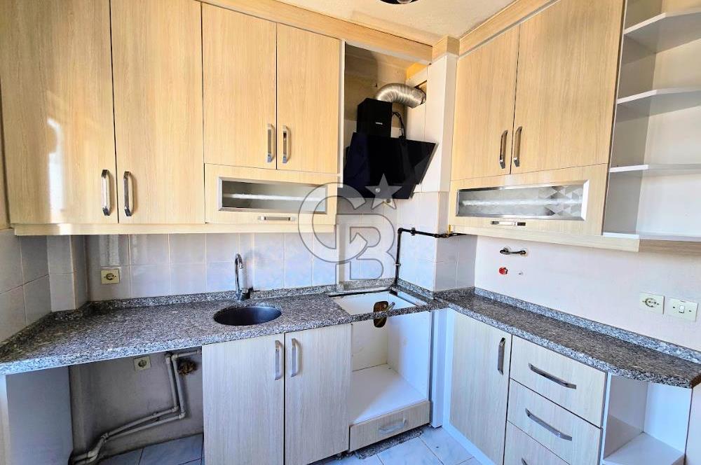 Çınara Yakın Cadde Üzeri 100 M² Ara Kat 2+1 Satılık Daire