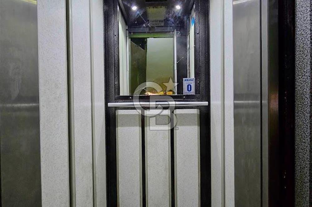 Çınara Yakın Cadde Üzeri 100 M² Ara Kat 2+1 Satılık Daire