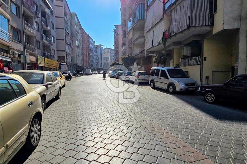 Çınara Yakın Cadde Üzeri 100 M² Ara Kat 2+1 Satılık Daire