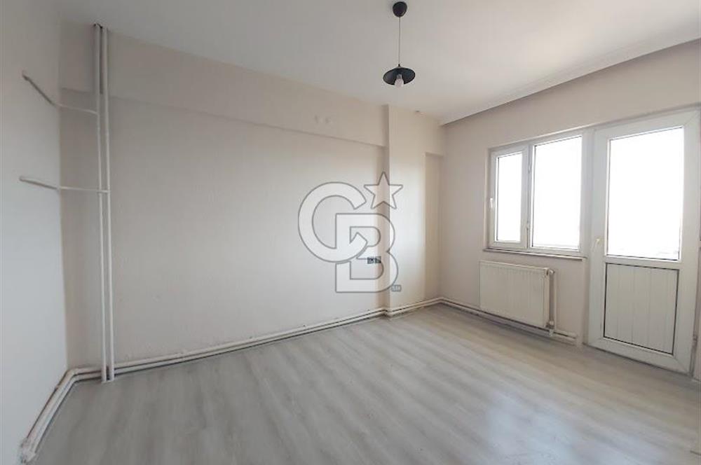 Çınara Yakın Cadde Üzeri 100 M² Ara Kat 2+1 Satılık Daire