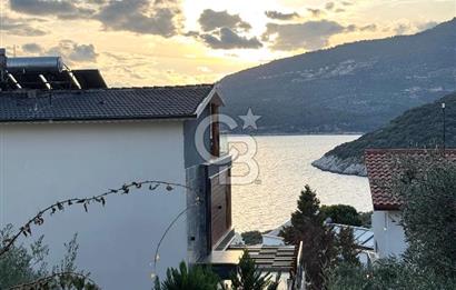 KAŞ KALKAN’DA DENİZE 200 M. MESAFEDE DENİZ MANZARALI EMSALSİZ 0.40 ARSA