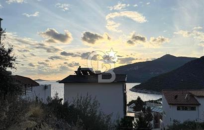 KAŞ KALKAN’DA DENİZE 200 M. MESAFEDE DENİZ MANZARALI EMSALSİZ 0.40 ARSA