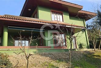 YALOVA MERKEZ KADIKÖY ÇİLEK KENT SİTESİNDE KİRALIK VİLLA!