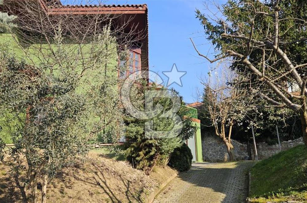 YALOVA MERKEZ KADIKÖY ÇİLEK KENT SİTESİNDE KİRALIK VİLLA!