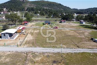 Menderes Çatalca'da Muhteşem Konumlu 303 m2 Hobi Bahçesi