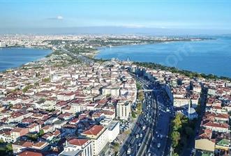 AVCILAR E-5 OTOYOLU ÜZERİNDE SATILIK TİCARİ BİNA