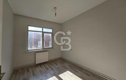 MAMAK ABİDİNPAŞA ANA CADDEYE YAKIN İÇİ YENİLENMİŞ KİRALIK DAİRE