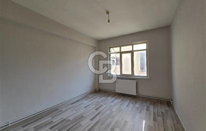 MAMAK ABİDİNPAŞA ANA CADDEYE YAKIN İÇİ YENİLENMİŞ KİRALIK DAİRE