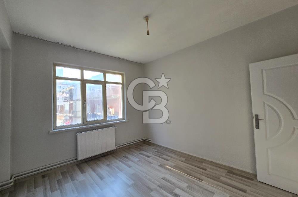 MAMAK ABİDİNPAŞA ANA CADDEYE YAKIN İÇİ YENİLENMİŞ KİRALIK DAİRE