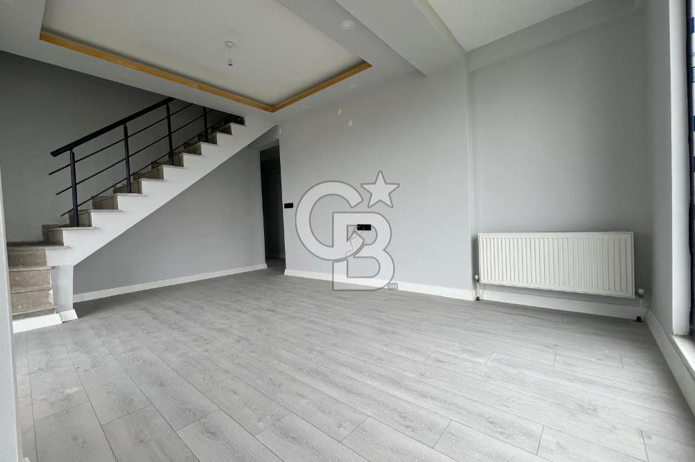  ÇANAKKALE LAPSEKİ'DE BOĞAZ VE DOĞA MANZARALI LÜKS DUBLEKS DAİRE 