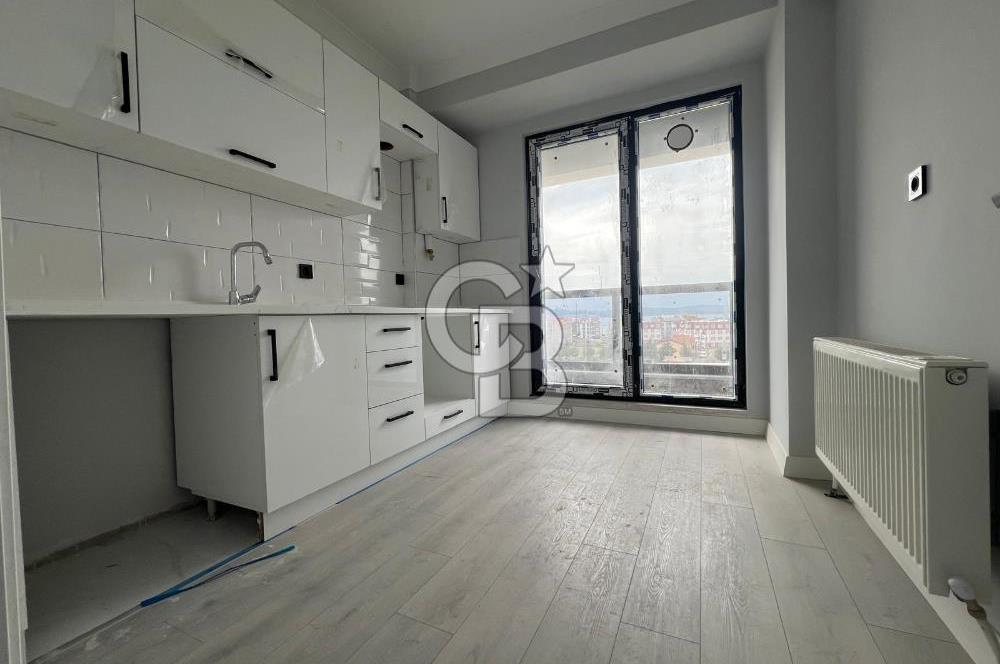  ÇANAKKALE LAPSEKİ'DE BOĞAZ VE DOĞA MANZARALI LÜKS DUBLEKS DAİRE 