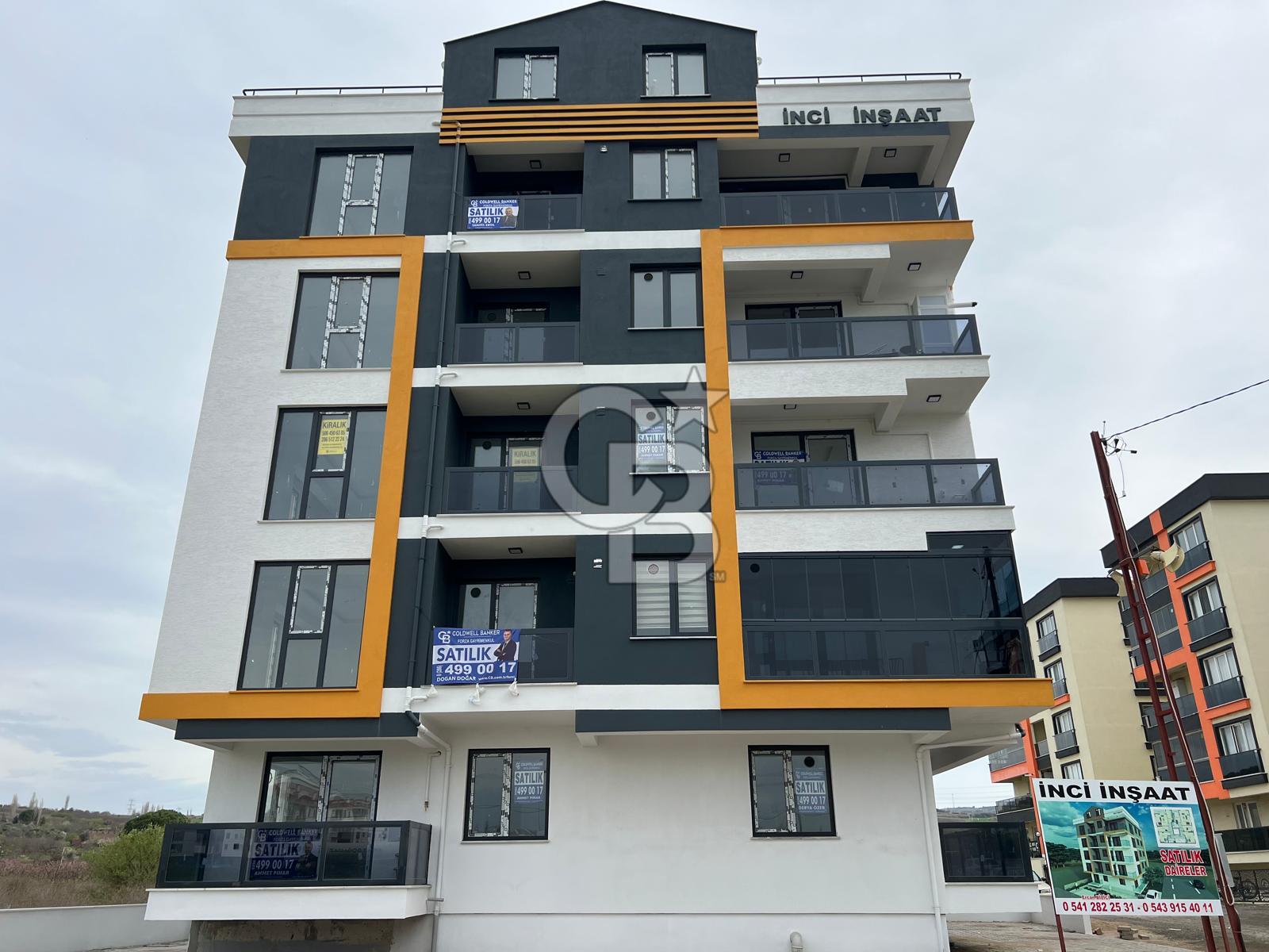  ÇANAKKALE LAPSEKİ'DE BOĞAZ VE DOĞA MANZARALI LÜKS DUBLEKS DAİRE 