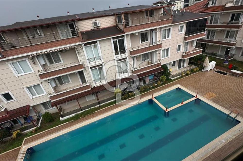 Sakarya Karasu'da Yakomoz 3  Sitesininde  5+1 Havuz Cephe  Satılık Daire..