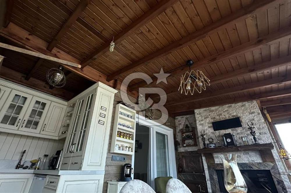 Sakarya Karasu'da Yakomoz 3  Sitesininde  5+1 Havuz Cephe  Satılık Daire..