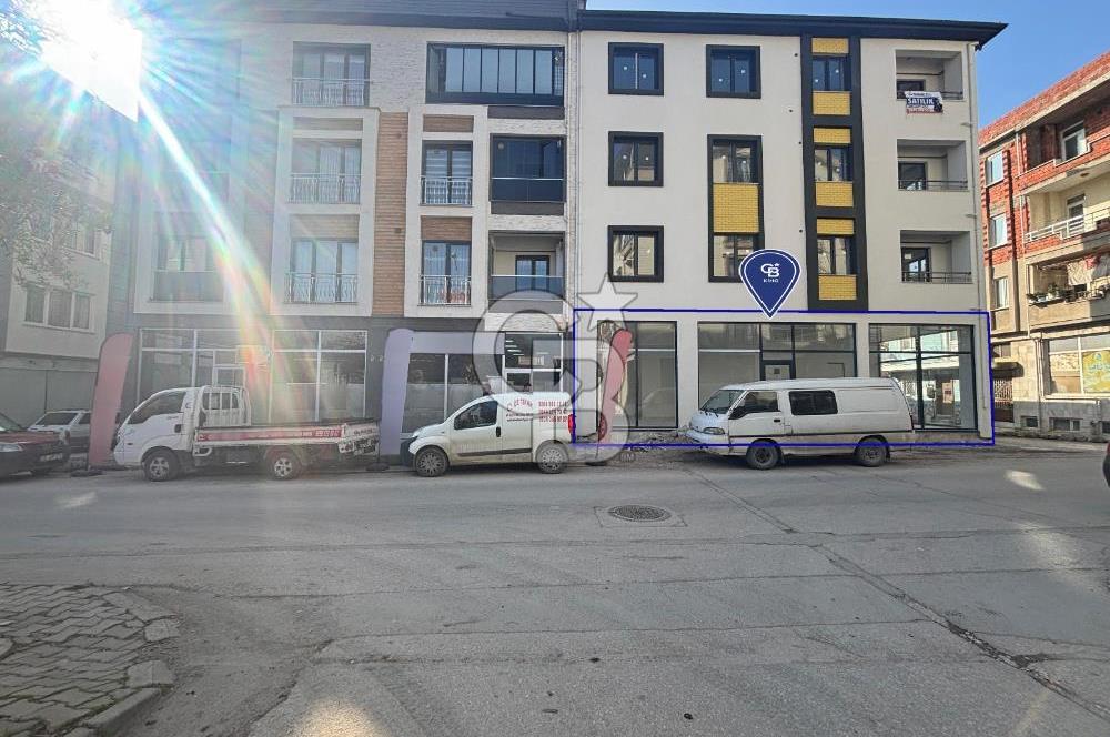 CB KiNG'DEN 1.ORUÇGAZİ MAH. KAYABEY CAD.DE SATILIK 85 M2 DÜKKAN