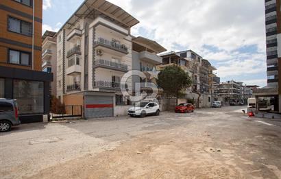 Menemen Uğur Mumcu Mahallesinde Komple Satılık Bina