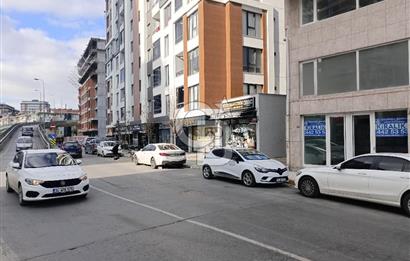 KÜÇÜKÇEKMECE MERKEZ'DE ANA CADDE ÜZERİNDE NET 650 M2 DÜKKAN