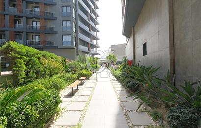 Bornova Coordinat ‘da  Eşyalı Balkonlu 1+0 Daire
