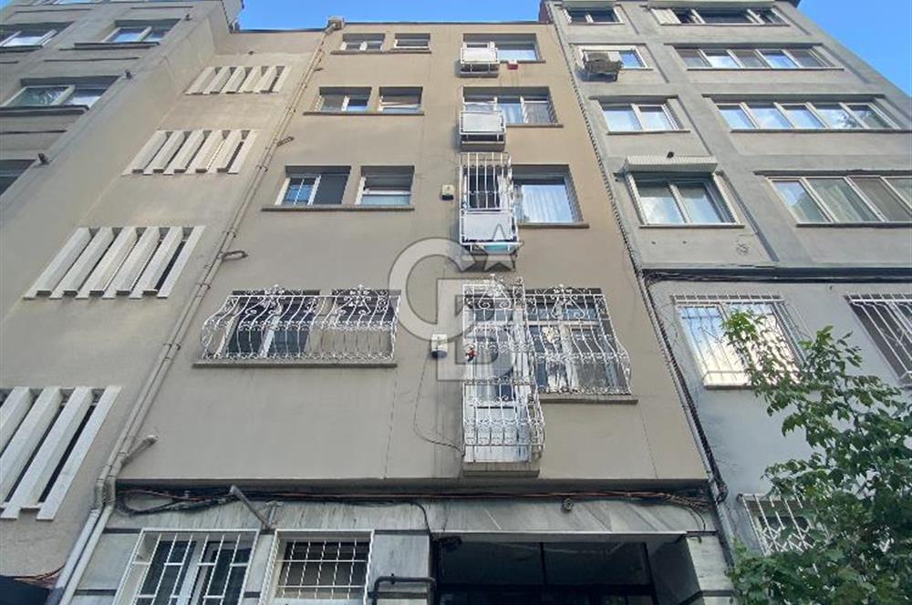 Gümüşsuyu'nda Kiralık Daire