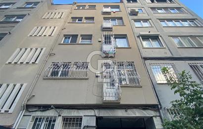 Gümüşsuyu'nda Kiralık Daire