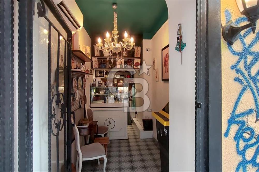 BEYOĞLU FİRUZAĞA'DA DEVREN SATILIK FIRSAT CAFE
