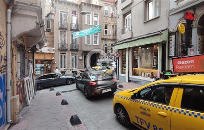 BEYOĞLU FİRUZAĞA'DA DEVREN SATILIK FIRSAT CAFE