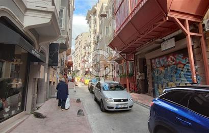 BEYOĞLU FİRUZAĞA'DA DEVREN SATILIK FIRSAT CAFE