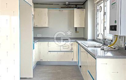 Kalamış Kolej Sokakta Deniz Manzaralı, Teraslı, 4+1 Daire