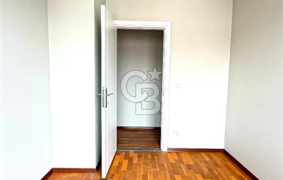 Kalamış Kolej Sokakta Deniz Manzaralı, Teraslı, 4+1 Daire