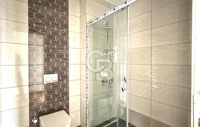 Kalamış Kolej Sokakta Deniz Manzaralı, Teraslı, 4+1 Daire