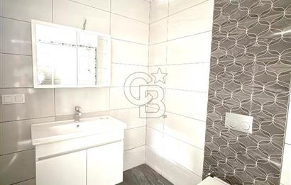 Kalamış Kolej Sokakta Deniz Manzaralı, Teraslı, 4+1 Daire