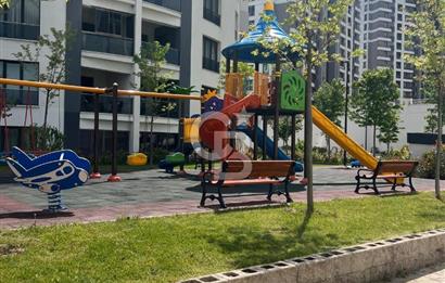 TUANA EVLERİ 3.ETAP ÖNÜ AÇIK FERAH KİRALIK 4+1 ARAKAT DAİRE