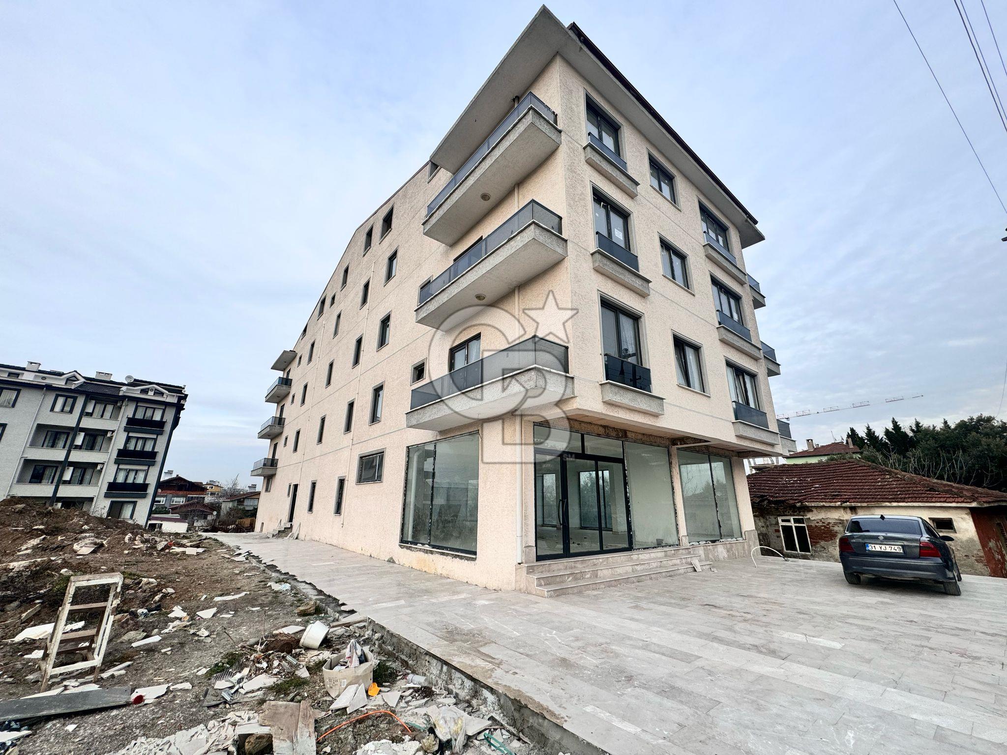 Ferit KUTLUAY'dan BÜYÜK ÇAMLICADA 4+2 SIFIR DÜBLEX