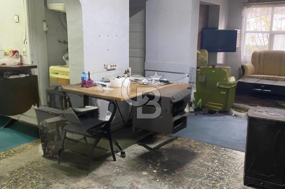 KARABAĞLARDA 240m2 YATIRIMLIK DÜKKAN