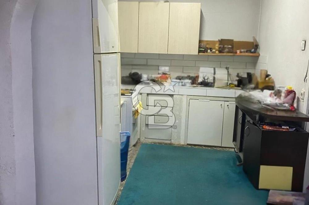KARABAĞLARDA 240m2 YATIRIMLIK DÜKKAN