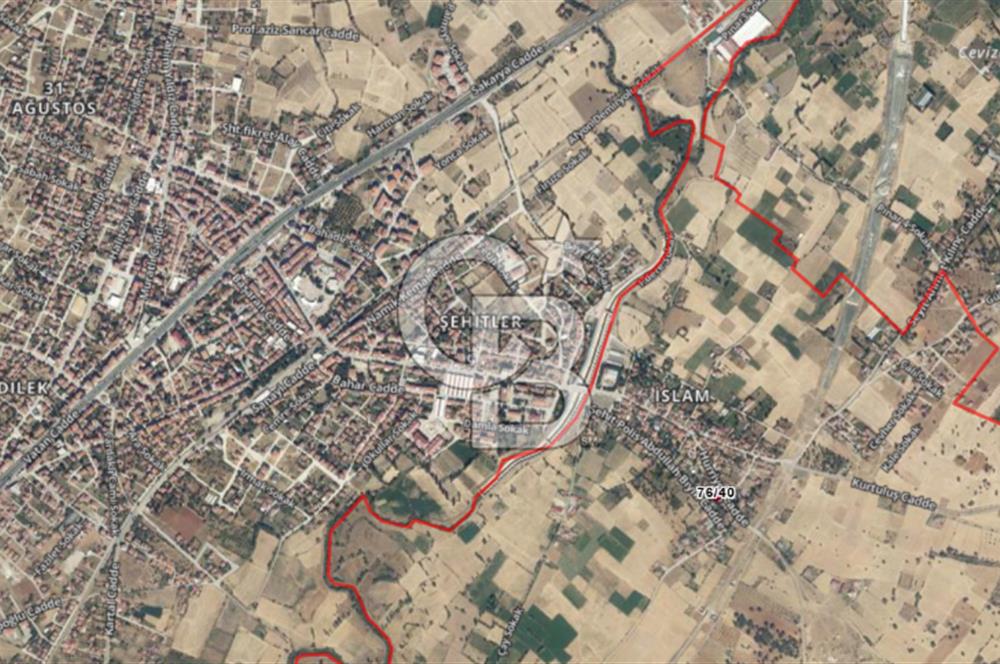 Uşakta 363 m2 İmarlı Arsa