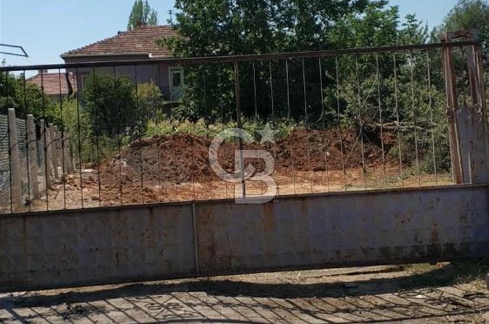 Uşakta 363 m2 İmarlı Arsa