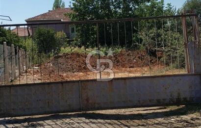 Uşakta 363 m2 İmarlı Arsa