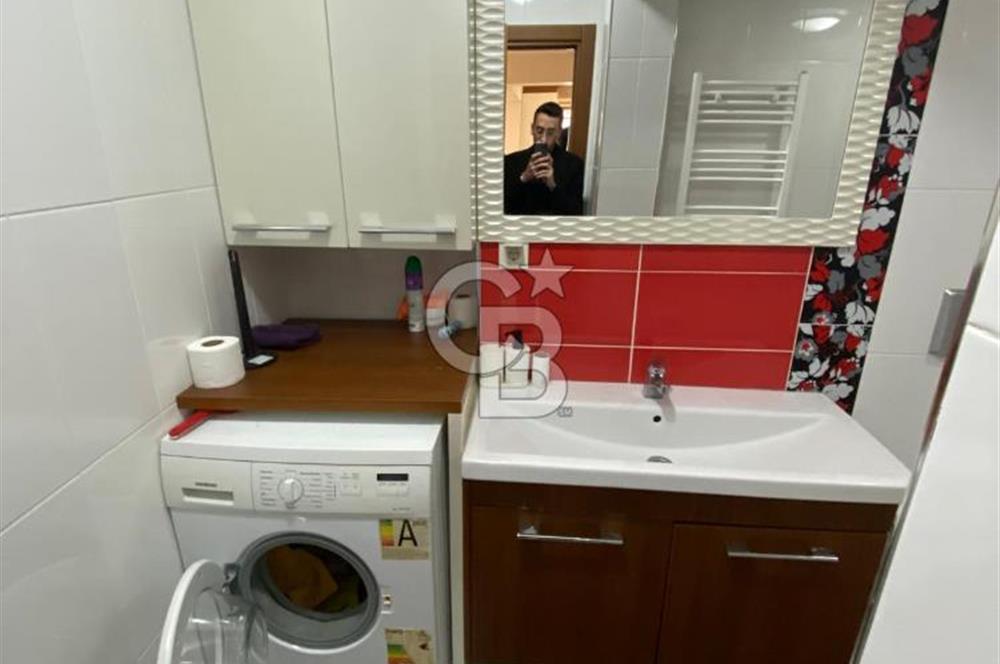 Kısıklı'da Merkezi Konum Satılık 1+1 Yatırımlık İskanlı Arakat