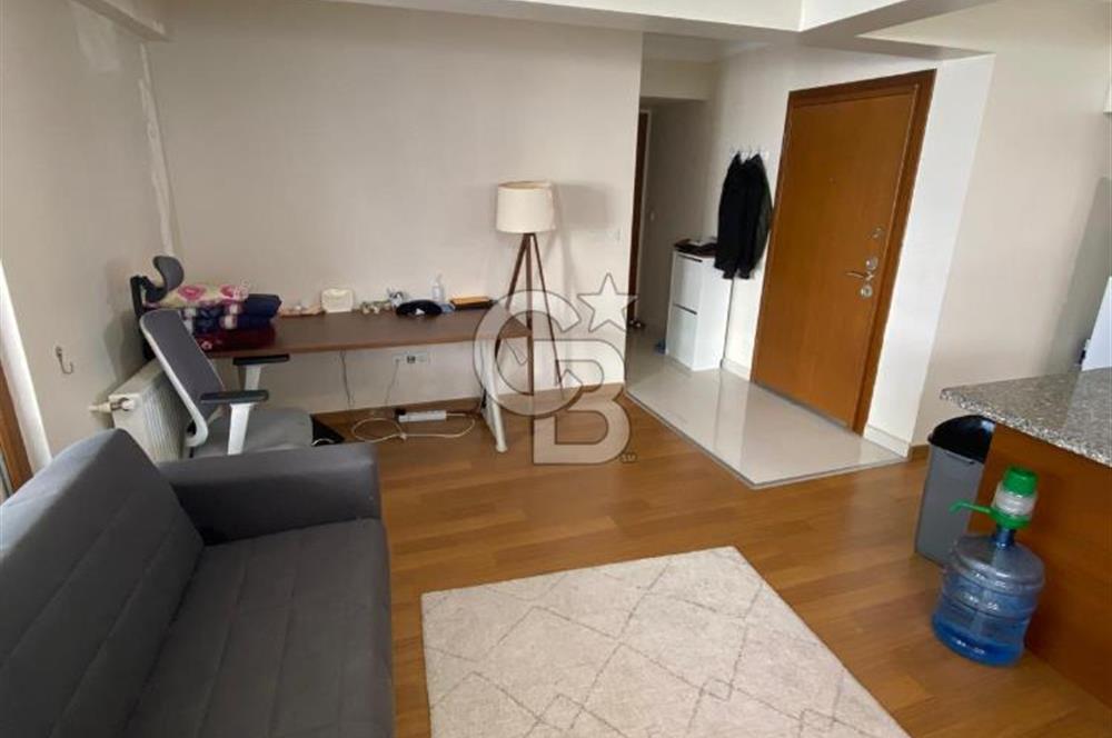 Kısıklı'da Merkezi Konum Satılık 1+1 Yatırımlık İskanlı Arakat