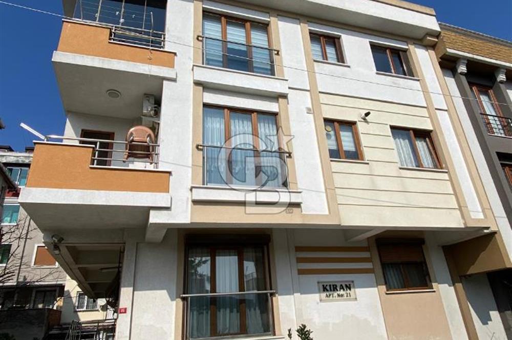 Kısıklı'da Merkezi Konum Satılık 1+1 Yatırımlık İskanlı Arakat