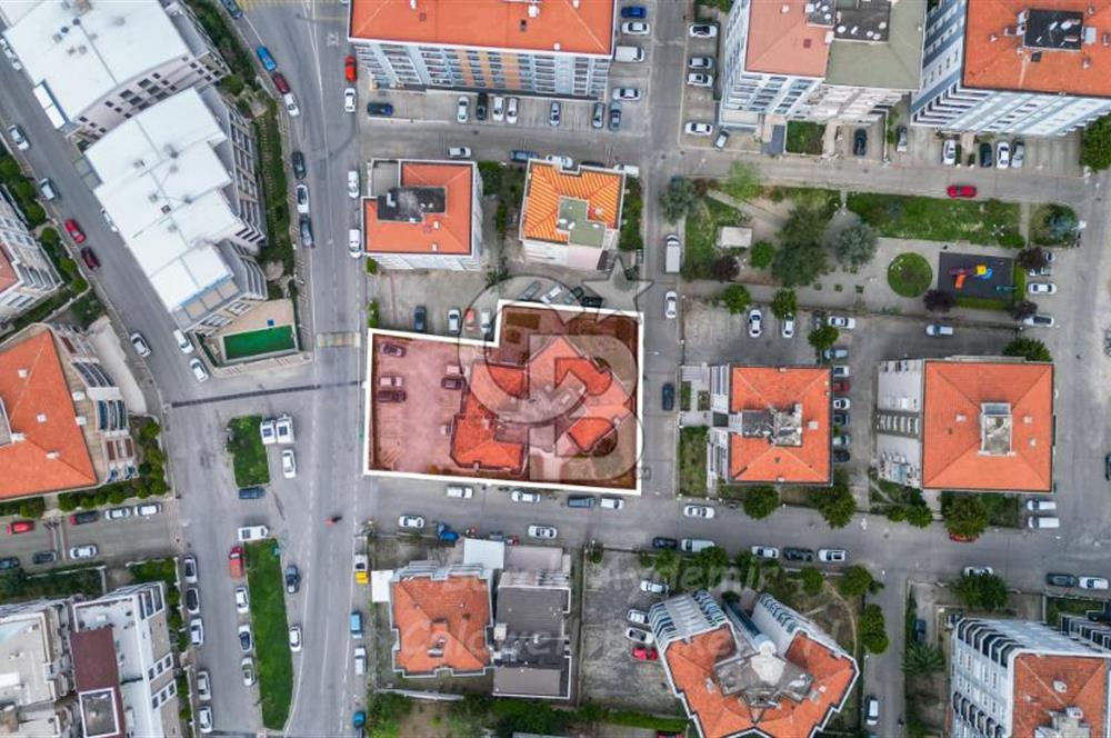 Narlıdere’de Otoparklı 3 Cepheli Satılık Konut CB-PH