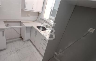 Kalamış'ta İçi Yenilenmiş 2+1 Kiralık Daire