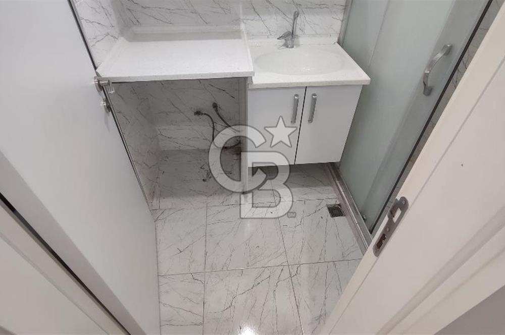 Kalamış'ta İçi Yenilenmiş 2+1 Kiralık Daire