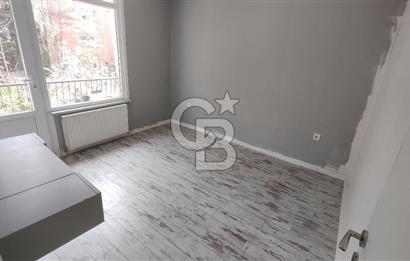 Kalamış'ta İçi Yenilenmiş 2+1 Kiralık Daire