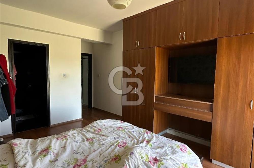 Küçük Kaymaklı'da Satılık 110m2 2+1 Daire !!!