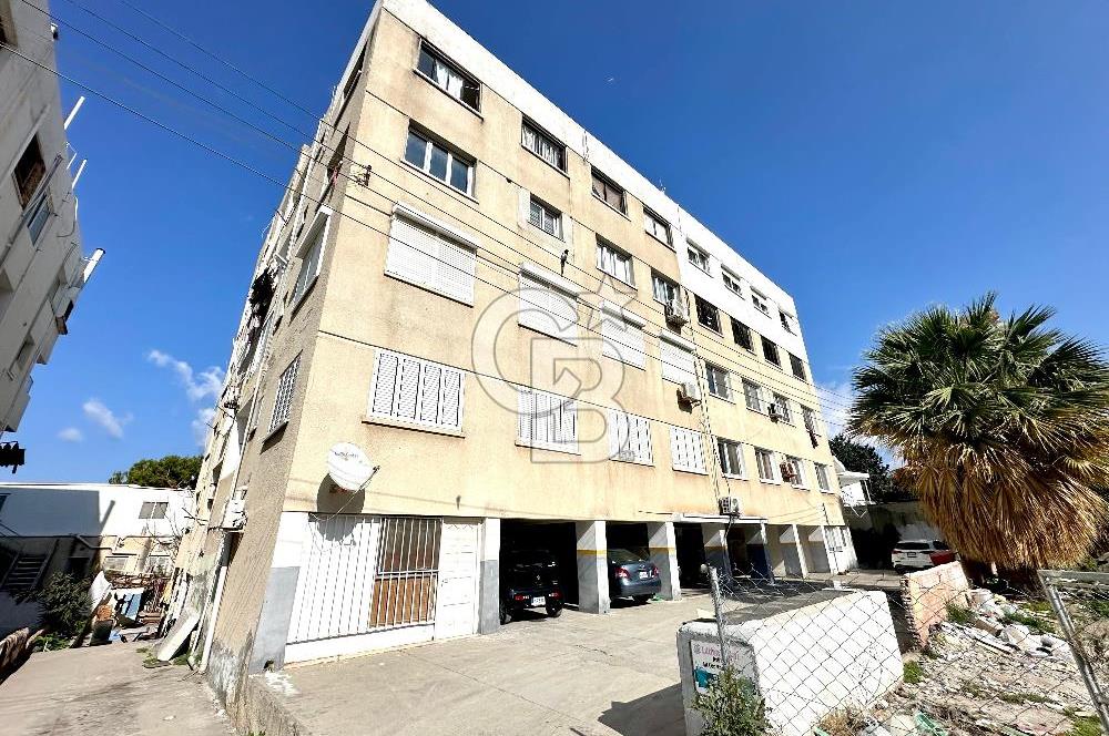 Girne Merkez’de Türk Koçanlı, Full Eşyalı, Kesintisiz Deniz Manzaralı 3+1 Daire!