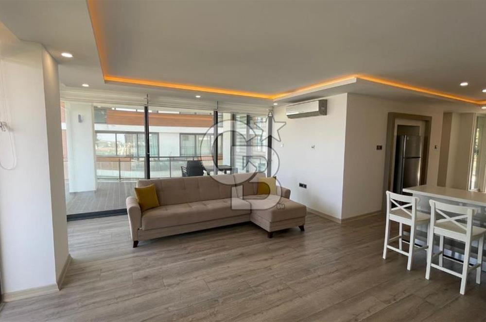 Girne Merkezde Havuzlu Sitede Kiralık 2+1 Eşyalı Daire !!!